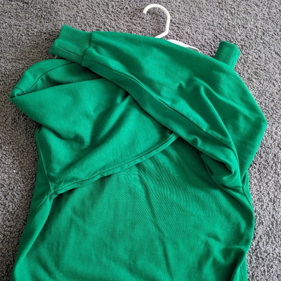 Front Row long sleeve plain for Men. Green & White. Size Small. Barely used - Picture 5 of 6